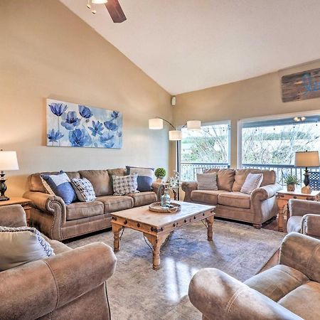 Lakefront Home With Point Venture Golf Access! Exterior foto